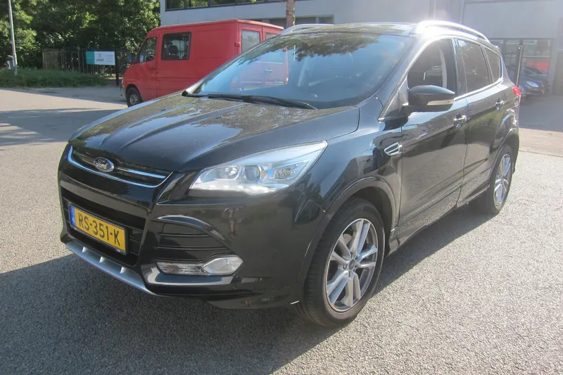 Ford Kuga (2015)