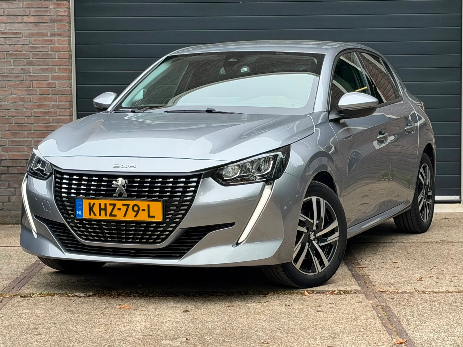 Peugeot 208 (2021) — foto 1