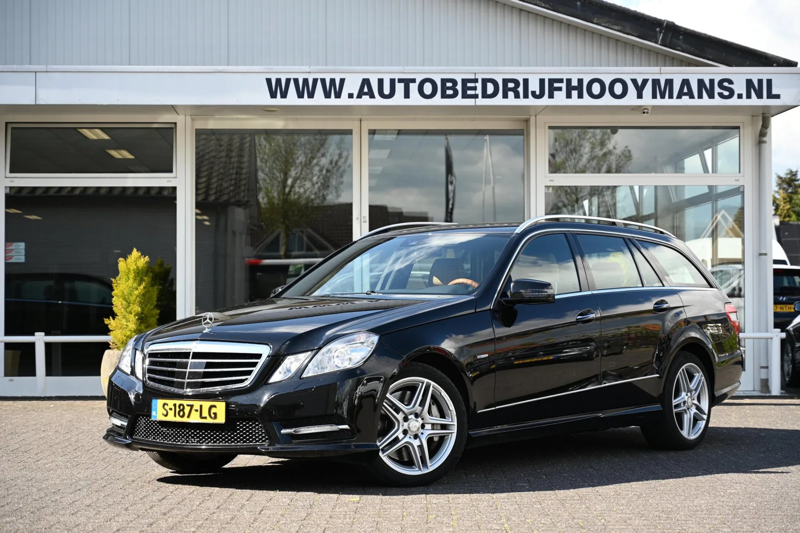 Mercedes-Benz E-Klasse (2012) — foto 1