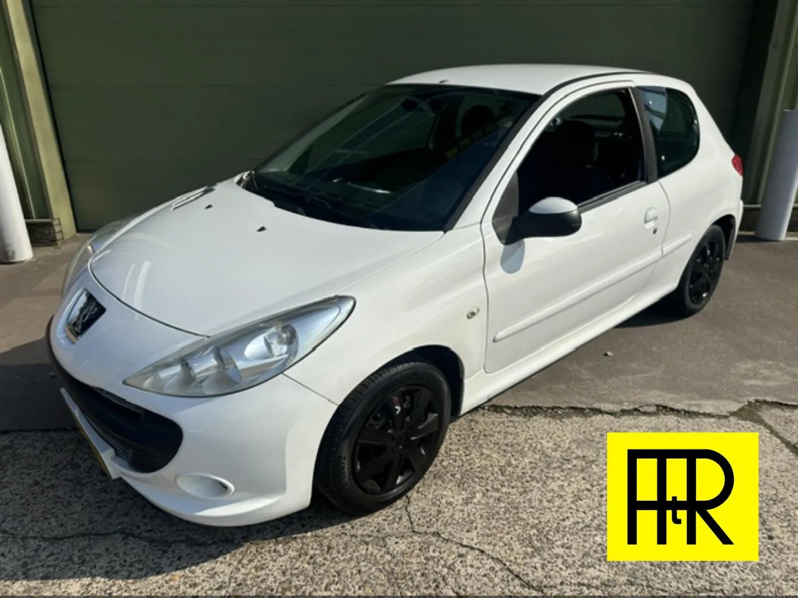 Peugeot 206+ (2011) — foto 1