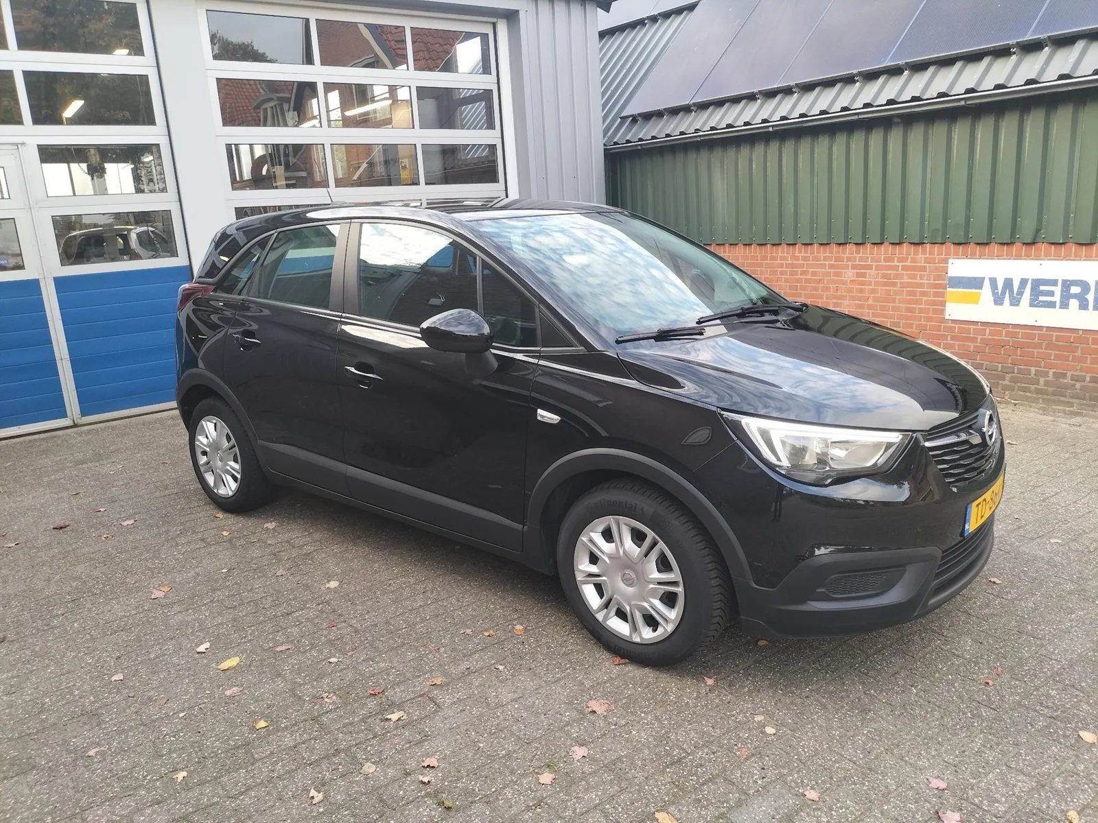 Opel Crossland (2018) — foto 1