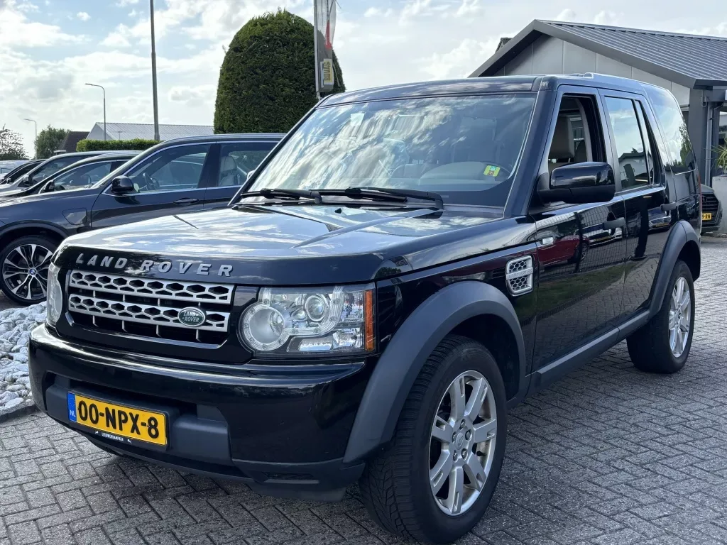 Land Rover Discovery (2010) — foto 1