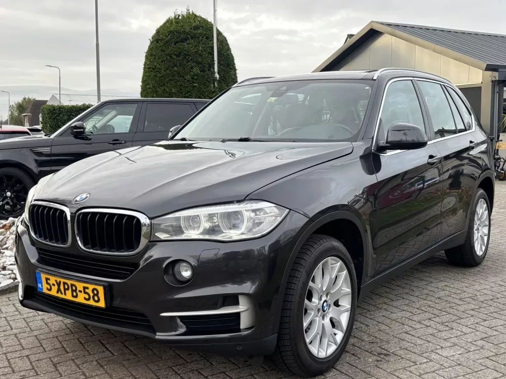 BMW X5 (2014) — foto 1