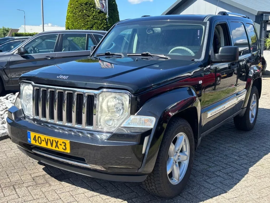Jeep Cherokee (2008) — foto 1