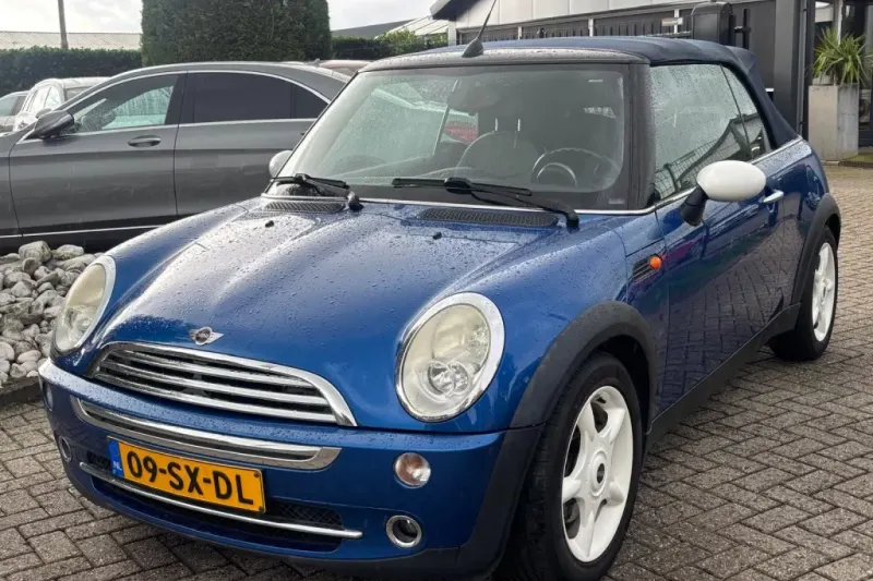MINI Cabrio (2006)