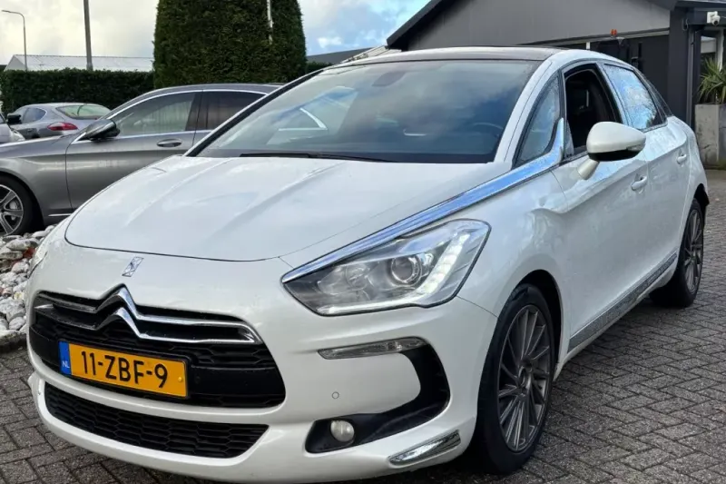 Citroën DS5 (2012)