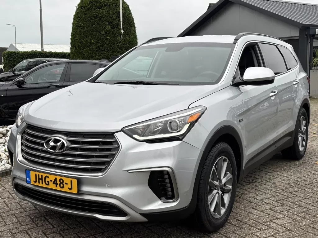 Hyundai Santa Fe (2017) — foto 1