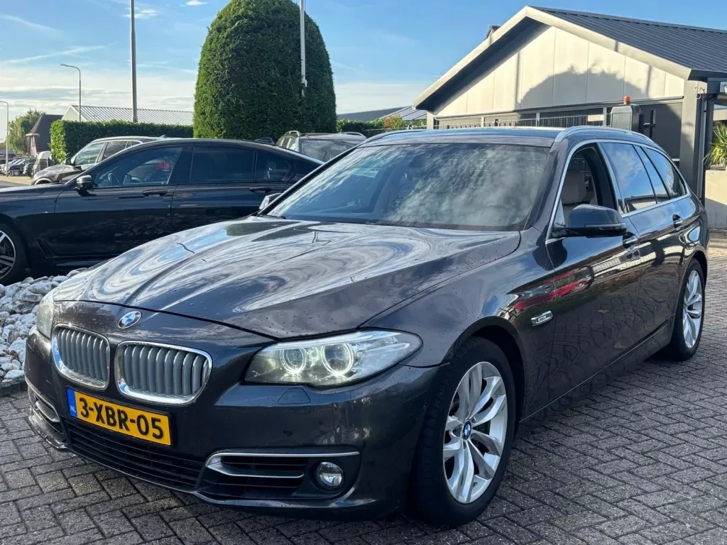 BMW 5-Serie (2014) — foto 1