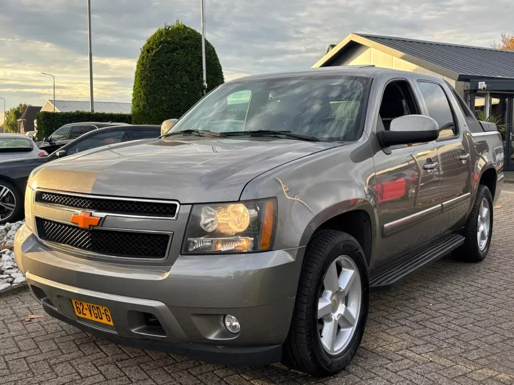 Chevrolet Avalanche (2007) — foto 1