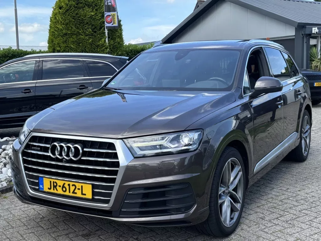 Audi Q7 (2016) — foto 1