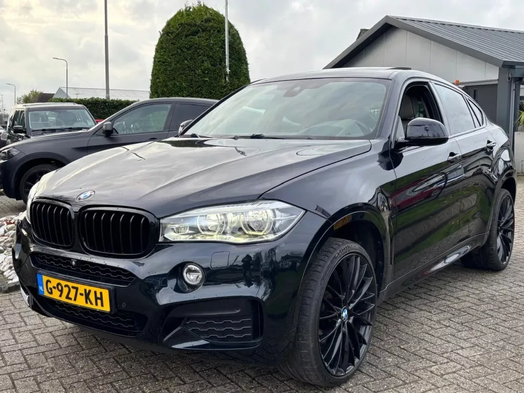 BMW X6 (2015) — foto 1