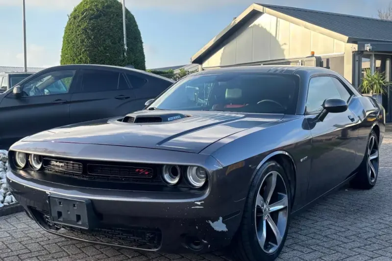 Dodge Challenger (2016)