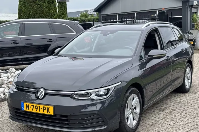Volkswagen Golf (2021)