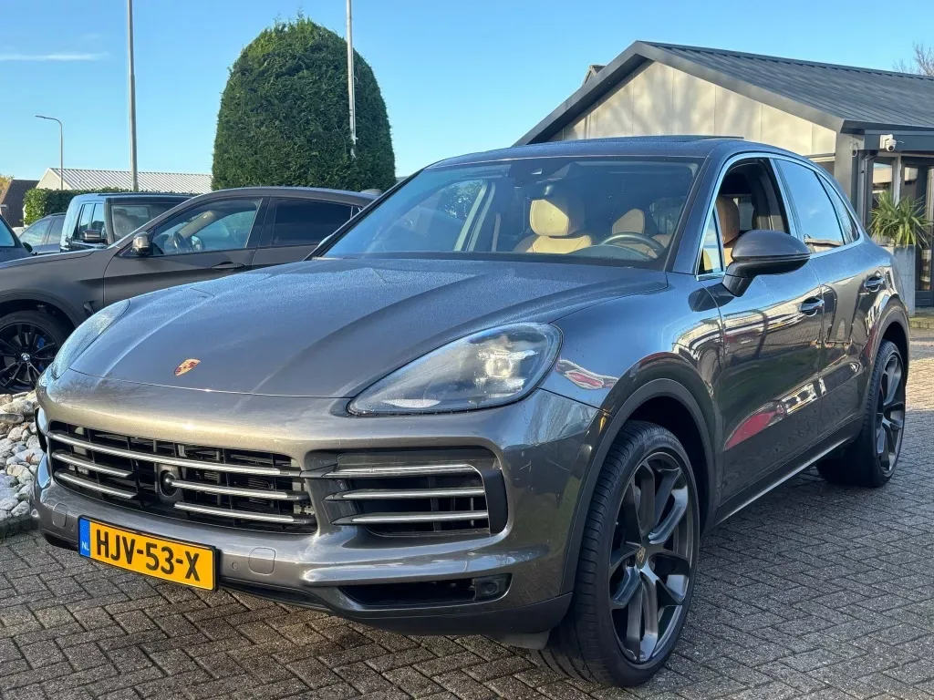 Porsche Cayenne (2018) — foto 1