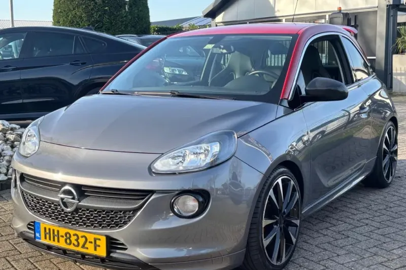 Opel Adam (2015)