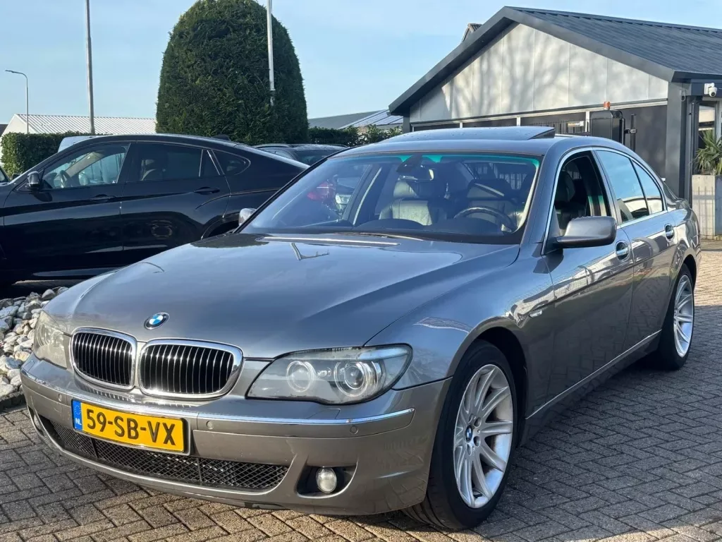 BMW 7-Serie (2005) — foto 1