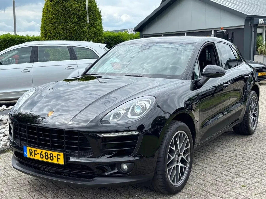Porsche Macan (2016) — foto 1