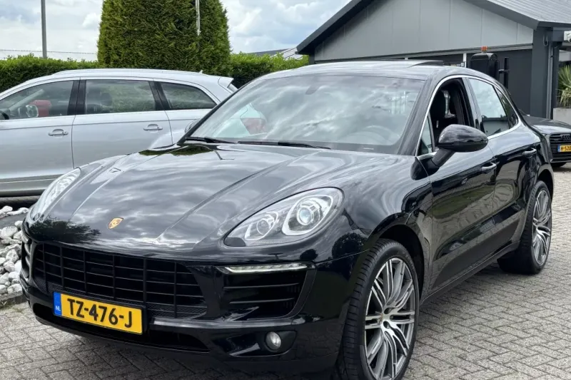 Porsche Macan (2014)