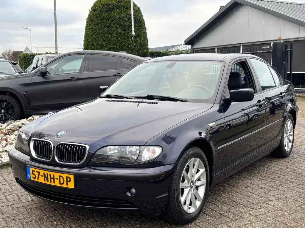 BMW 3-Serie (2003) — foto 1