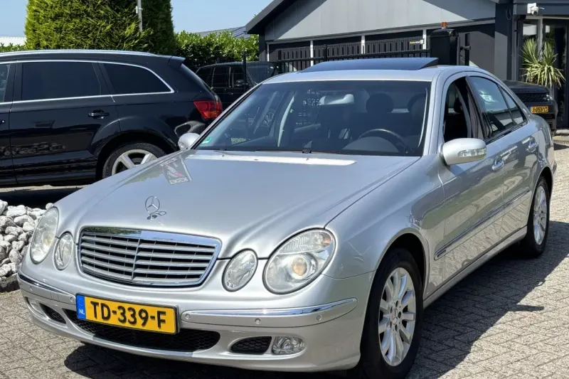 Mercedes-Benz E-Klasse (2002)