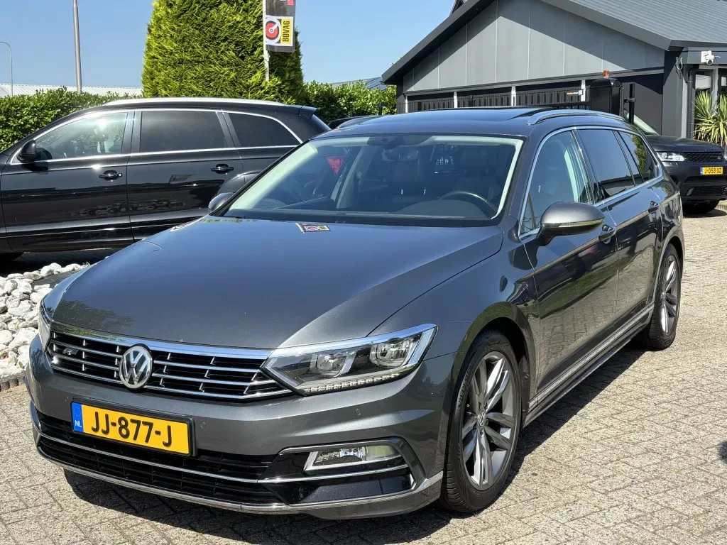 Volkswagen Passat (2016) — foto 1