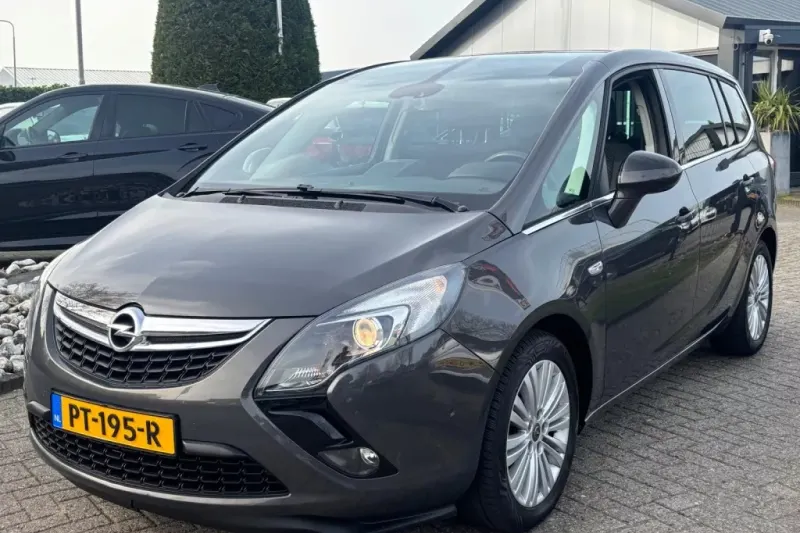 Opel Zafira (2016)