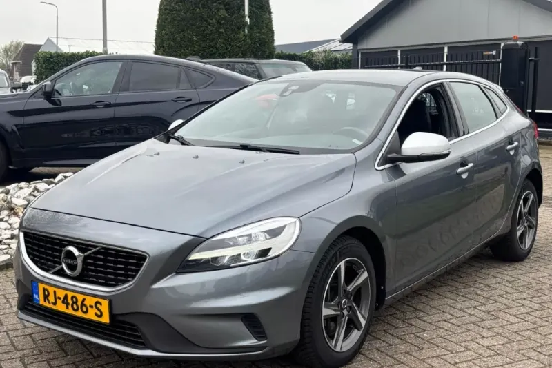 Volvo V40 (2017)