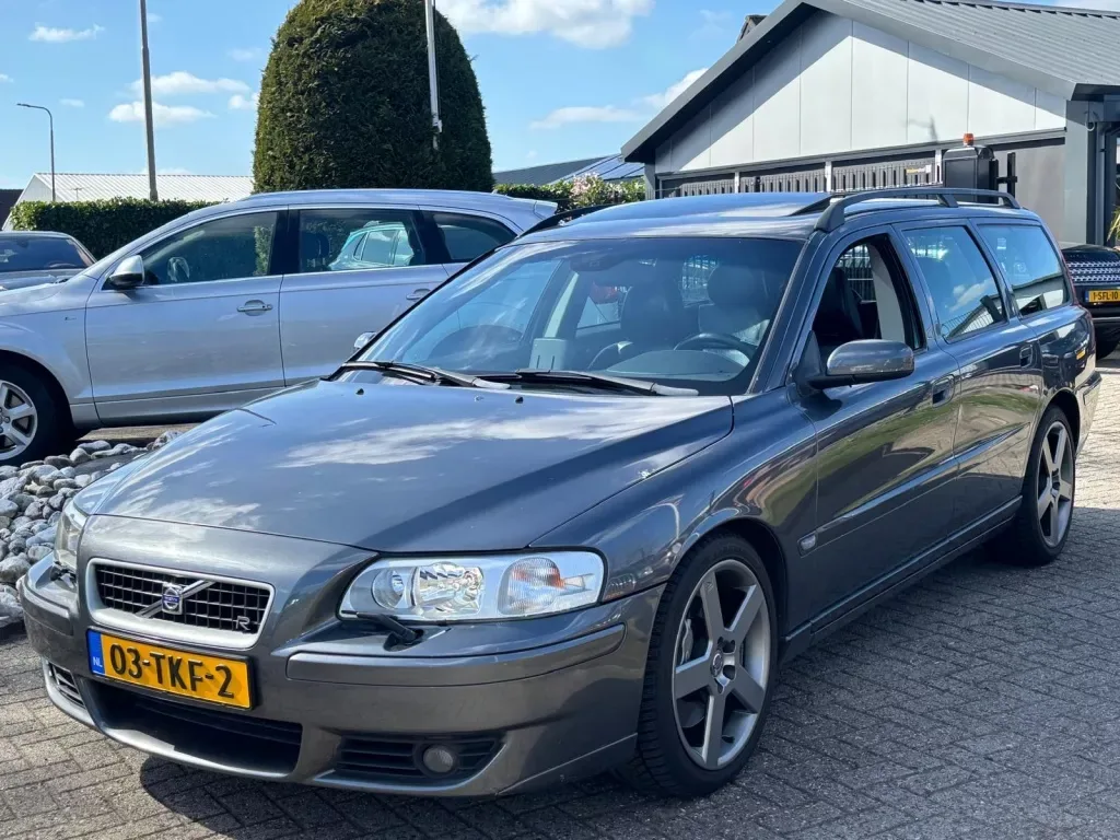 Volvo V70 (2005) — foto 1