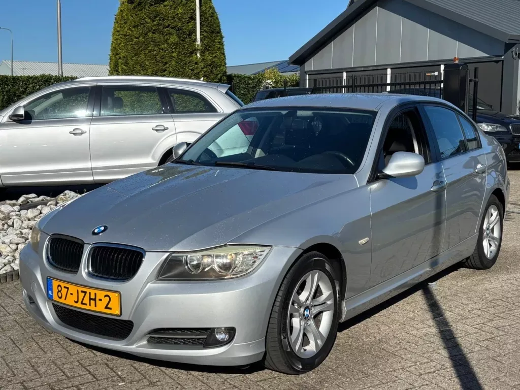 BMW 3-Serie (2009) — foto 1