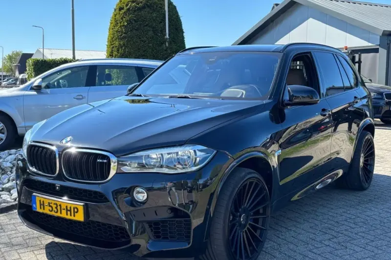 BMW X5M (2015)
