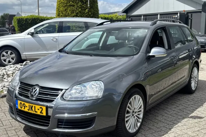 Volkswagen Golf (2009)