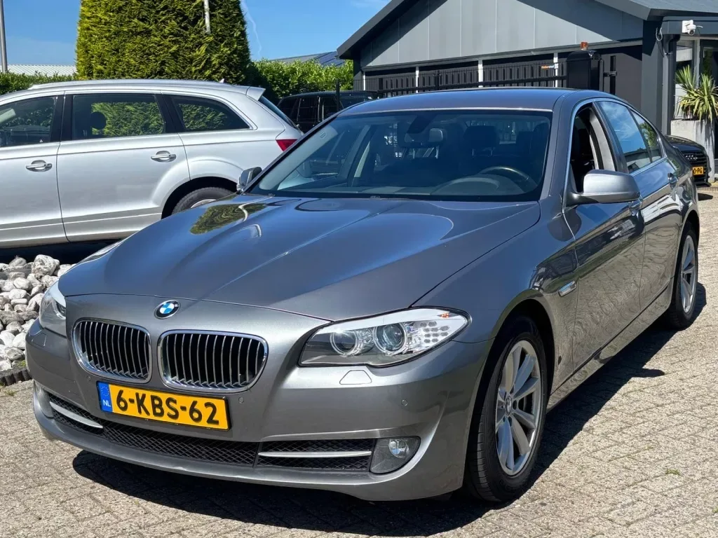 BMW 5-Serie (2013) — foto 1