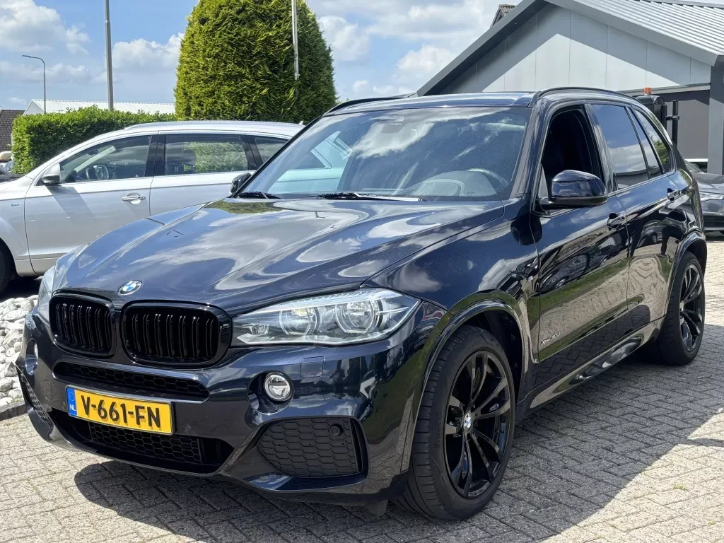 BMW X5 (2017) — foto 1