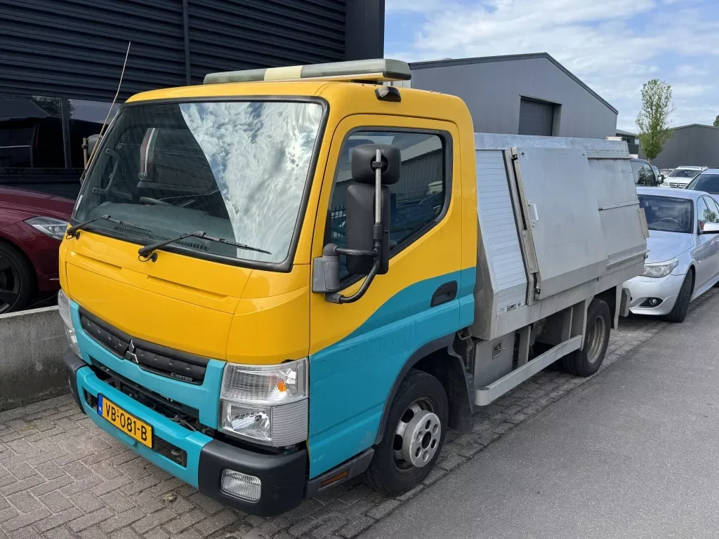 Mitsubishi Canter 3C13 Fuso (2013) — foto 1