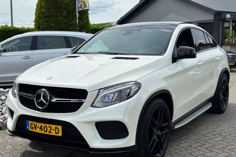 Mercedes-Benz GLE (2015)