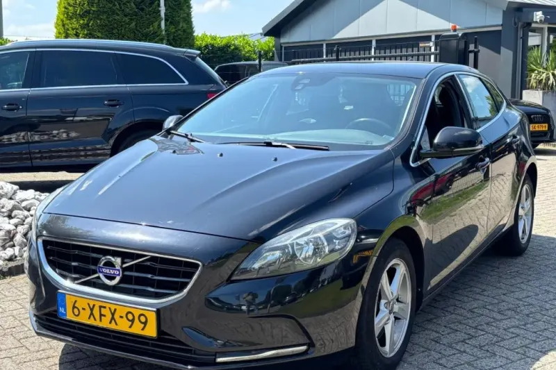 Volvo V40 (2014)