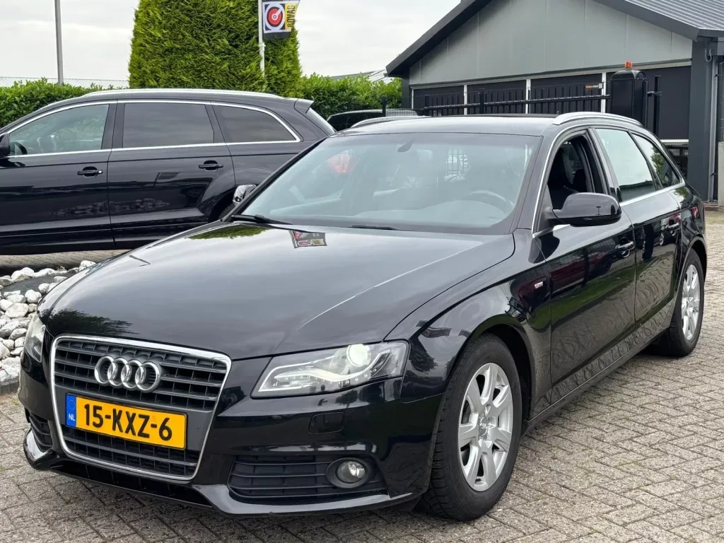 Audi A4 (2010) — foto 1