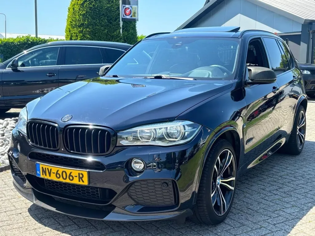 BMW X5 (2014) — foto 1