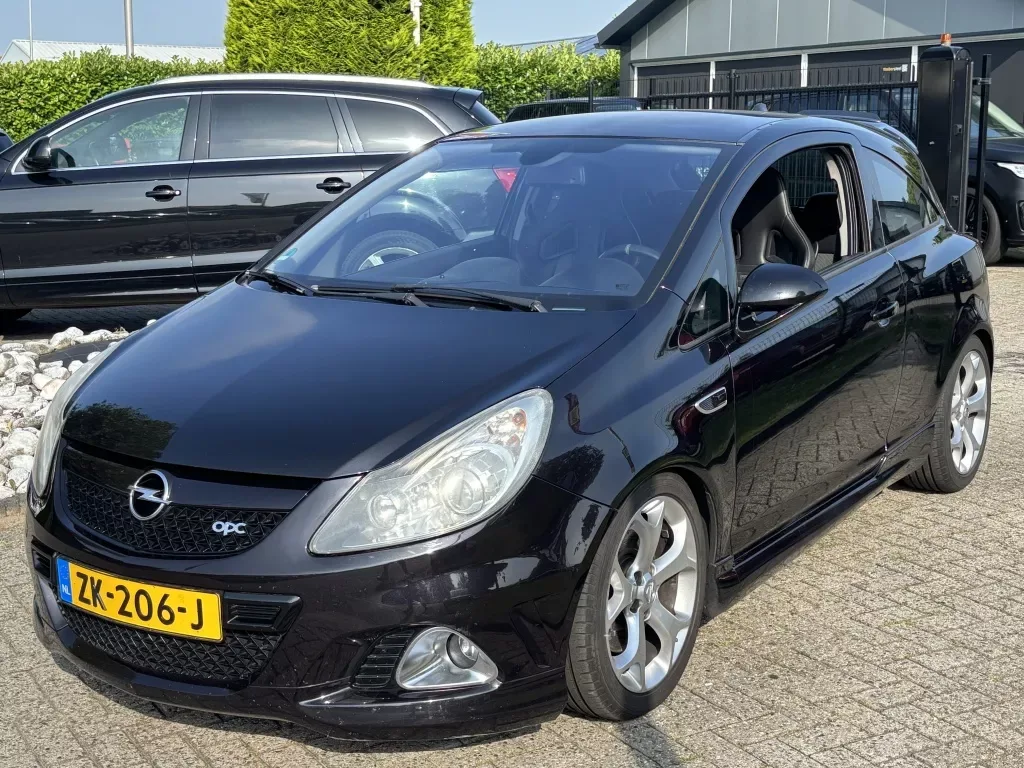 Opel Corsa (2008) — foto 1