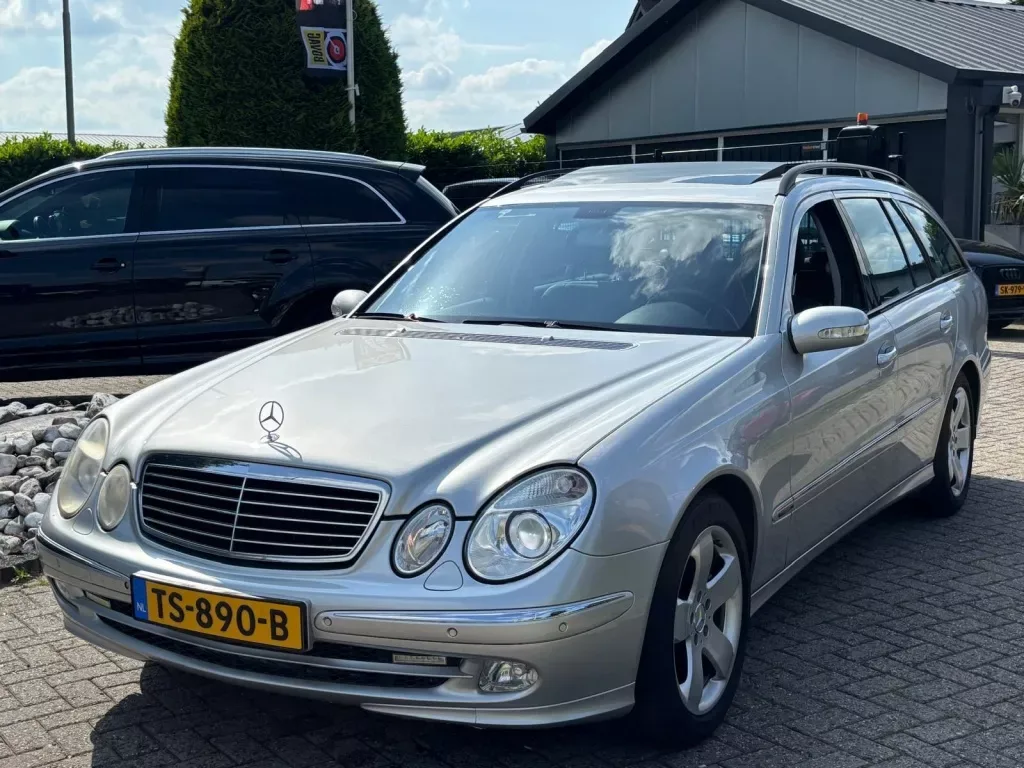 Mercedes-Benz E-Klasse (2003) — foto 1