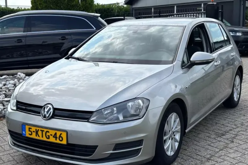 Volkswagen Golf (2013)