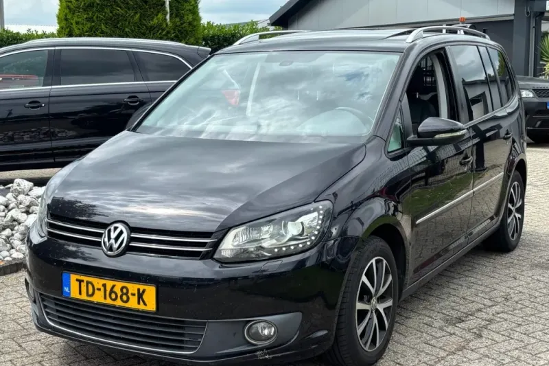 Volkswagen Touran (2013)