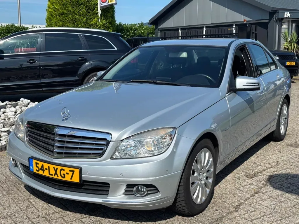 Mercedes-Benz C-Klasse (2010) — foto 1