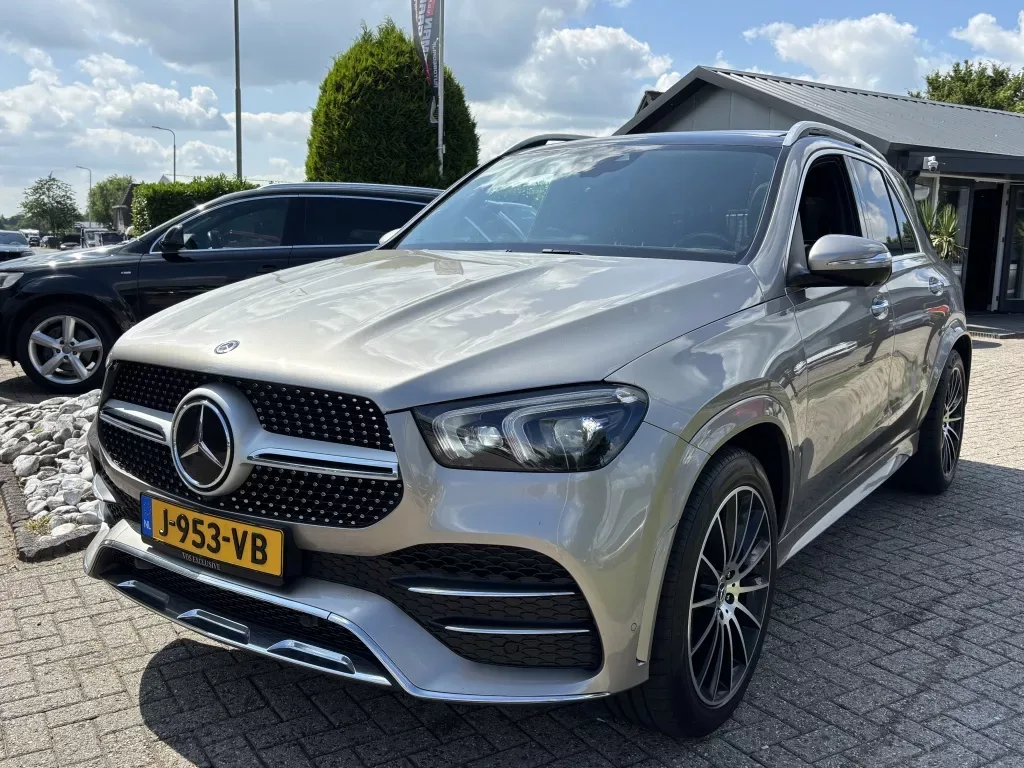 Mercedes-Benz GLE (2019) — foto 1