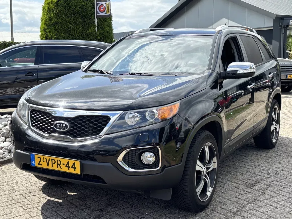 Kia Sorento (2011) — foto 1