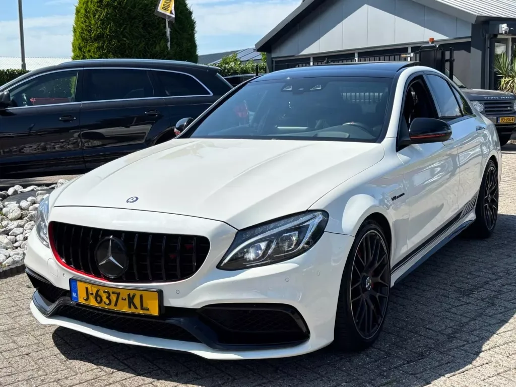 Mercedes-Benz C-Klasse (2015) — foto 1
