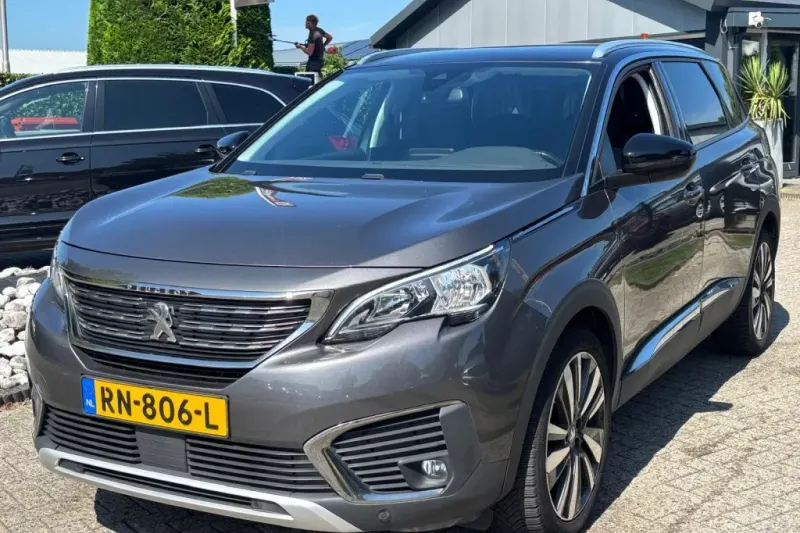 Peugeot 5008 (2018)