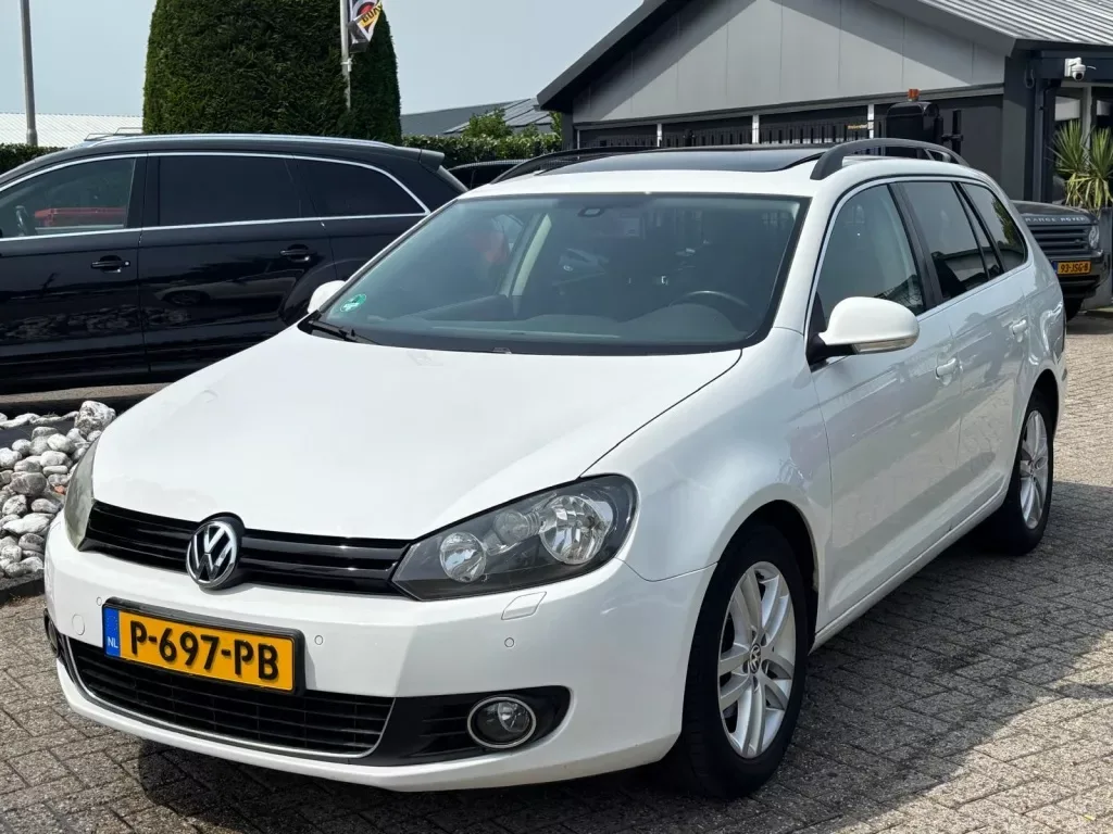 Volkswagen Golf (2010) — foto 1