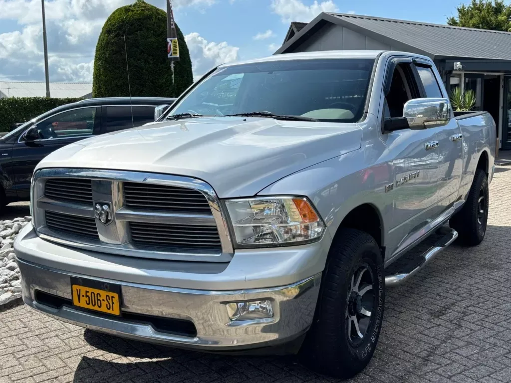 Dodge Ram (2012) — foto 1