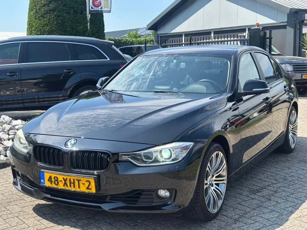 BMW 3-Serie (2012) — foto 1